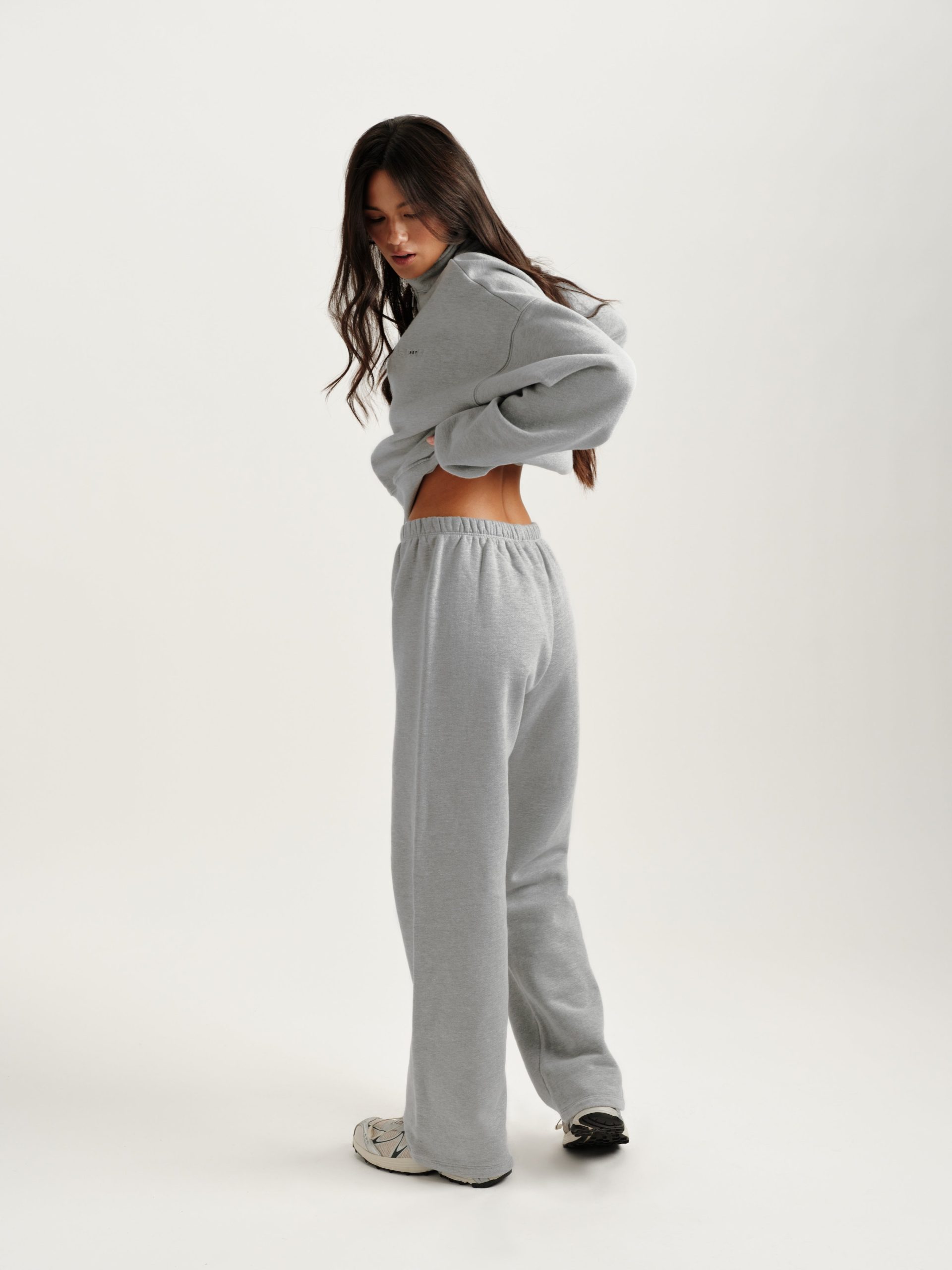 MIDWEIGHT SWEATS STAPLE SET FUNNEL ZIP - FOG HEATHER GREY - Image 4
